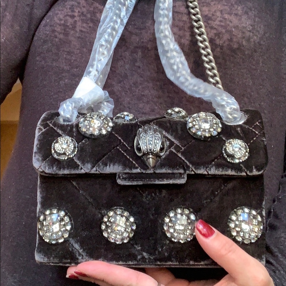 SOLD⛔️Auth.KURT GEIGER LONDON Velvet crystals  chain convert shoulder/Crosb - Picture 7 of 12